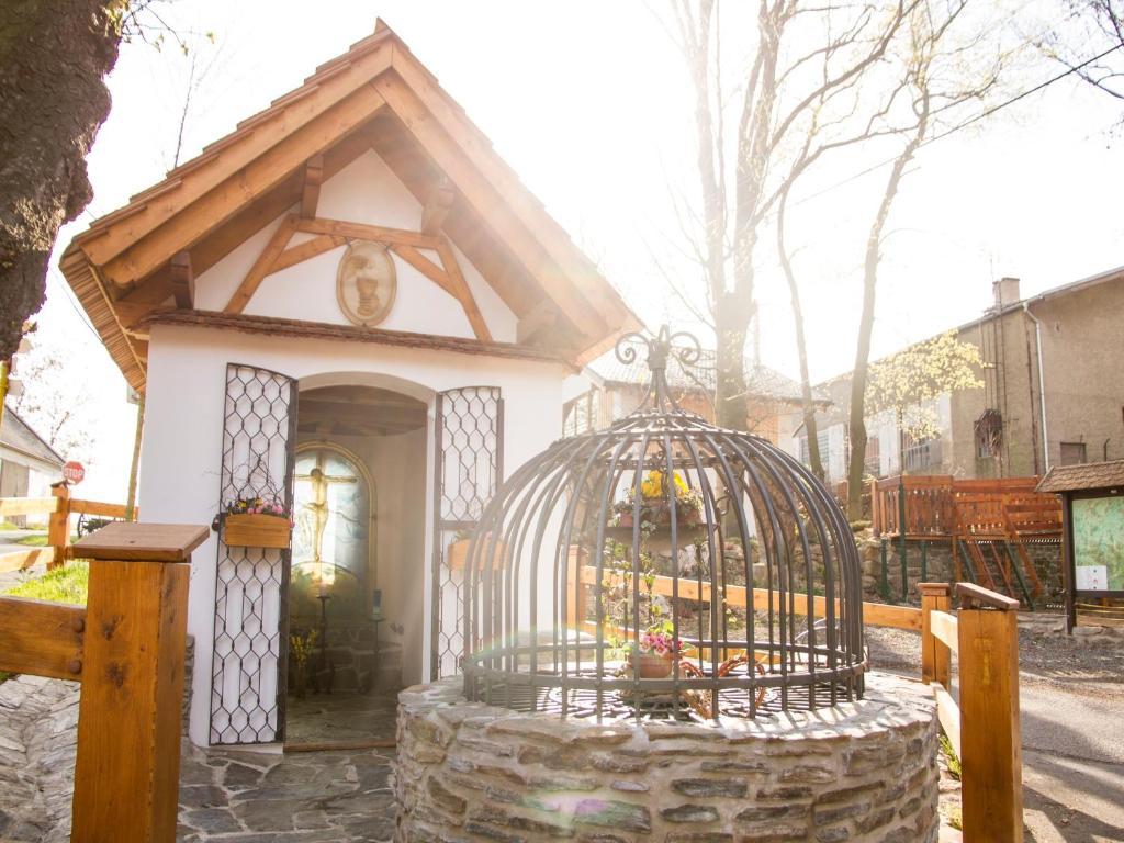 Gasthof Steak Restaurant Country Saloon